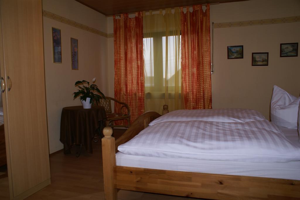 Pension Lindenhof Limburg an der Lahn Kamer foto